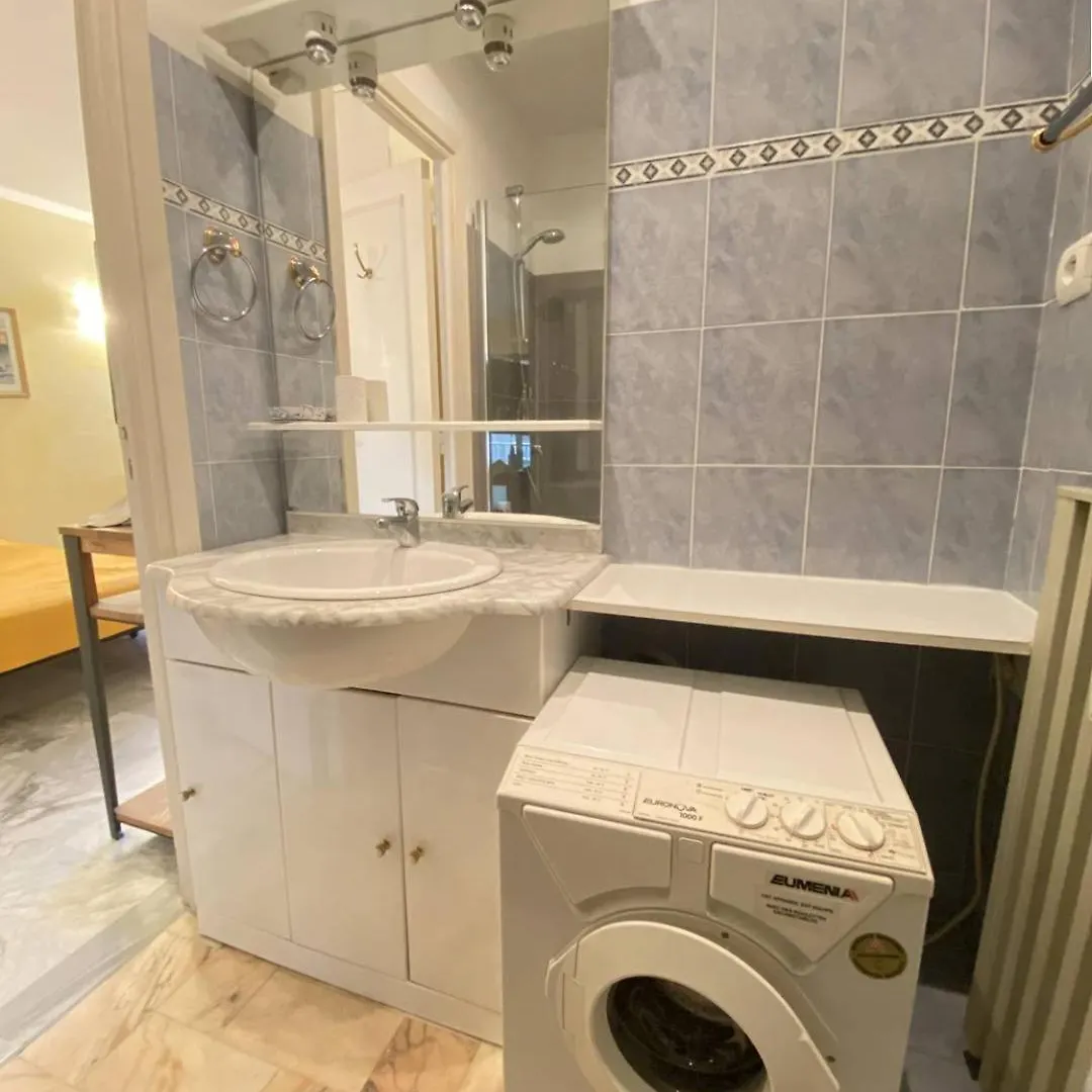 Cannes Proche Croisette - Studio Apartment